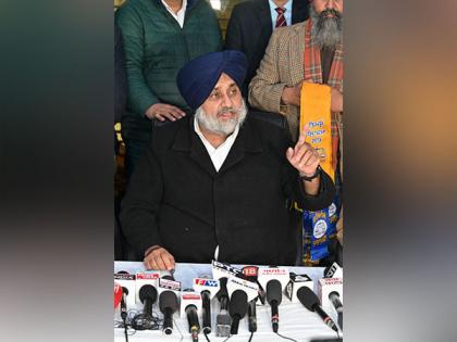 SAD patriarch Parkash Singh Badal to fight Punjab polls from Lambi, Majithia to take on Sidhu on Amritsar East | SAD patriarch Parkash Singh Badal to fight Punjab polls from Lambi, Majithia to take on Sidhu on Amritsar East