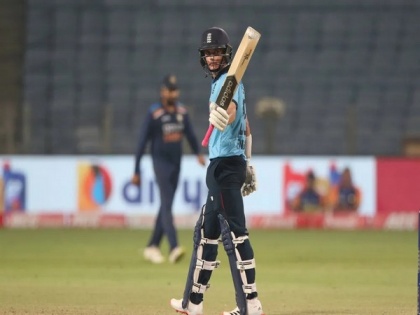 Dhoni is a great person for Sam to have conversation with, says Buttler | Dhoni is a great person for Sam to have conversation with, says Buttler