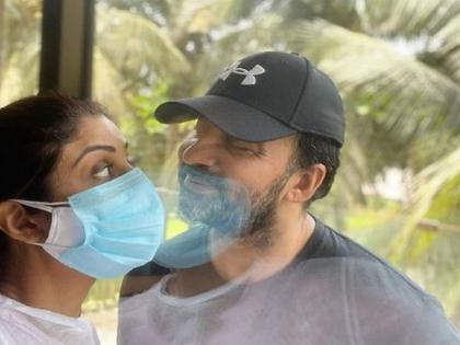 Shilpa Shetty shares sneak peek into her love life with Raj Kundra amid COVID-19 | Shilpa Shetty shares sneak peek into her love life with Raj Kundra amid COVID-19