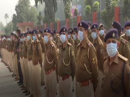 Bihar: Police personnel take oath to ensure implementation of liquor ban | Bihar: Police personnel take oath to ensure implementation of liquor ban