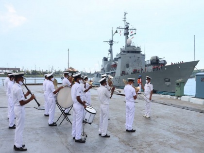 Bangladesh naval ship arrives at Visakhapatnam to commemorate Swarnim Vijay Varsh | Bangladesh naval ship arrives at Visakhapatnam to commemorate Swarnim Vijay Varsh