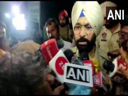 Punjab: Police refuse to rule out terror angle in minor explosion outside police intelligence office in Mohali | Punjab: Police refuse to rule out terror angle in minor explosion outside police intelligence office in Mohali