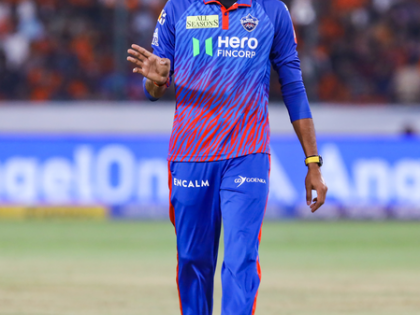 'It makes no sense': Finch slams Axar's bowling call against SRH | 'It makes no sense': Finch slams Axar's bowling call against SRH