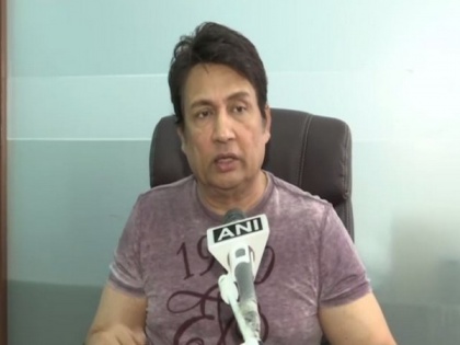 No one is questioning Mumbai Police's ability in handling Sushant's case: Shekhar Suman | No one is questioning Mumbai Police's ability in handling Sushant's case: Shekhar Suman