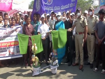 Swacch Survekshan 2021: Kalburgi City Corporation conducts rally to create awareness on hygiene, sanitation | Swacch Survekshan 2021: Kalburgi City Corporation conducts rally to create awareness on hygiene, sanitation