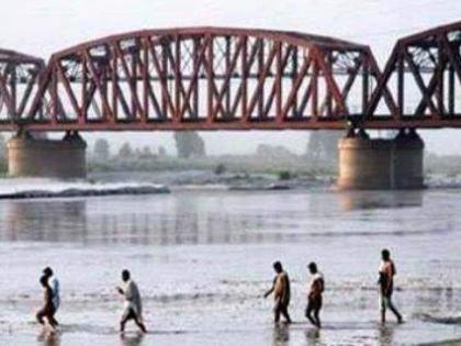 Two Indians swept away by river reach Pakistan | Two Indians swept away by river reach Pakistan Two Indians swept away by river reach Pakistan | Two Indians swept away by river reach Pakistan
