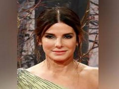 Sandra Bullock donates 6000 N95 masks to hospitals to combat COVID-19 | Sandra Bullock donates 6000 N95 masks to hospitals to combat COVID-19