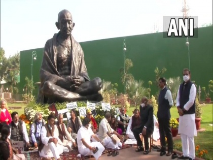 Winter session: Opposition MPs from RS to hold sit-in protest at Gandhi statue tomorrow | Winter session: Opposition MPs from RS to hold sit-in protest at Gandhi statue tomorrow