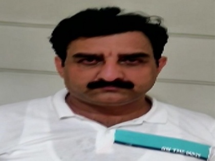 UP STF arrests man in alleged animal husbandry dept scam | UP STF arrests man in alleged animal husbandry dept scam