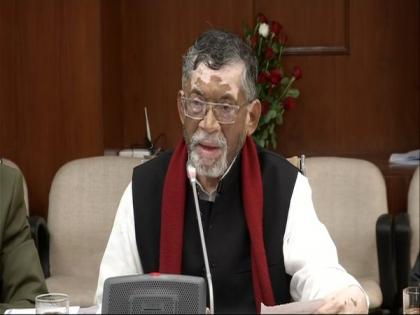 Labour minister Santosh Gangwar inaugurates Pension Week | Labour minister Santosh Gangwar inaugurates Pension Week