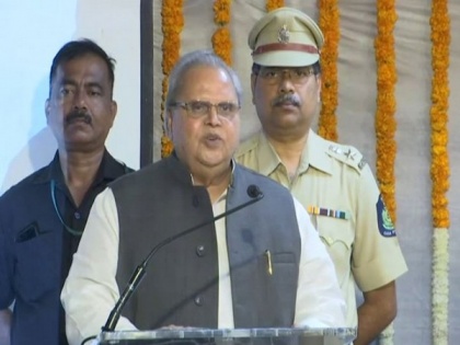 In India, a person becomes 'mad' after he becomes an MLA: Satya Pal Malik | In India, a person becomes 'mad' after he becomes an MLA: Satya Pal Malik