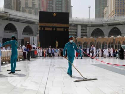 Saudi Arabia restricts domestic pilgrims from Umrah over coronavirus fears | Saudi Arabia restricts domestic pilgrims from Umrah over coronavirus fears