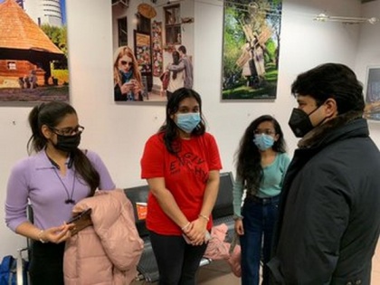 Operation Ganga: Scindia interacts with Indian students at Bucharest Airport, assures them of their quick departure | Operation Ganga: Scindia interacts with Indian students at Bucharest Airport, assures them of their quick departure