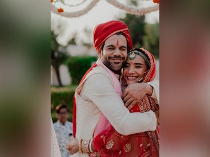 Rajkummar Rao turns photographer for wife Patralekhaa | Rajkummar Rao turns photographer for wife Patralekhaa Rajkummar Rao turns photographer for wife Patralekhaa | Rajkummar Rao turns photographer for wife Patralekhaa