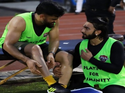 Ranveer Singh shares light moment with MSD as they play football together, calls him 'jaan' | Ranveer Singh shares light moment with MSD as they play football together, calls him 'jaan'