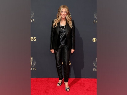 Rita Wilson shines bright in her glittery black outfit at Emmys 2021 | Rita Wilson shines bright in her glittery black outfit at Emmys 2021