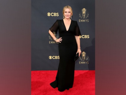 Kate Winslet amps up her fashion game at Emmys 2021 | Kate Winslet amps up her fashion game at Emmys 2021