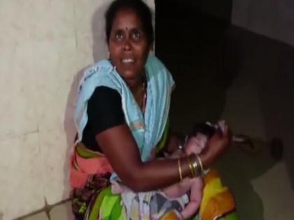 Amid heavy power cuts, woman gives birth under torch light in Visakhapatnam | Amid heavy power cuts, woman gives birth under torch light in Visakhapatnam