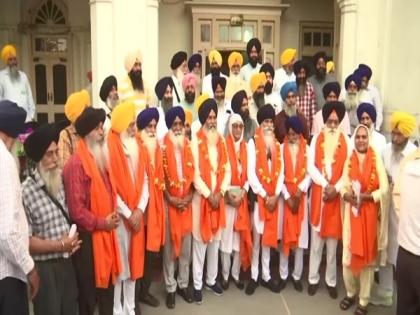 Sikh 'Jatha' depart for Lahore to celebrate Baisakhi | Sikh 'Jatha' depart for Lahore to celebrate Baisakhi