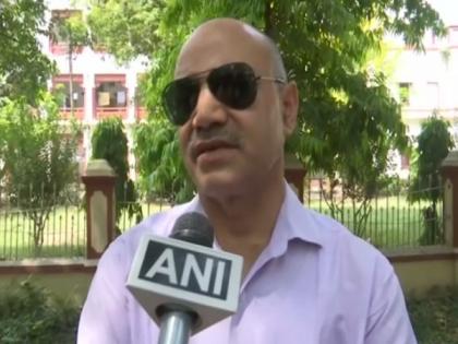 Security deploys at BHU over controversial slogans written on walls of University | Security deploys at BHU over controversial slogans written on walls of University Security deploys at BHU over controversial slogans written on walls of University | Security deploys at BHU over controversial slogans written on walls of University