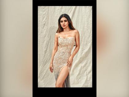 Mouni Roy to return to small screen as a judge on reality show | Mouni Roy to return to small screen as a judge on reality show