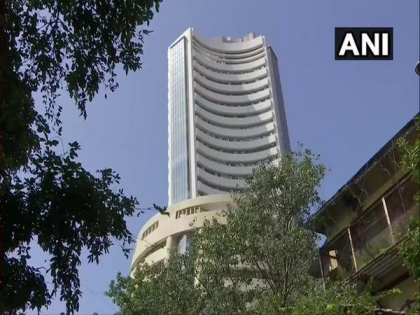 Equity indices open in red, Sensex down by 291 points | Equity indices open in red, Sensex down by 291 points