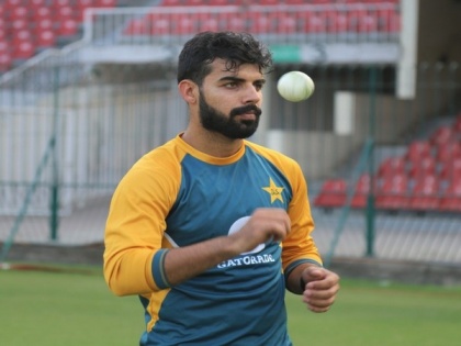 Shadab Khan to miss first ODI against Zimbabwe due to stiffness in his leg | Shadab Khan to miss first ODI against Zimbabwe due to stiffness in his leg