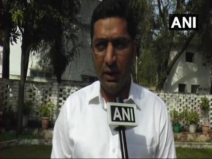 4 booked for skipping quarantine in Srinagar | 4 booked for skipping quarantine in Srinagar 4 booked for skipping quarantine in Srinagar | 4 booked for skipping quarantine in Srinagar