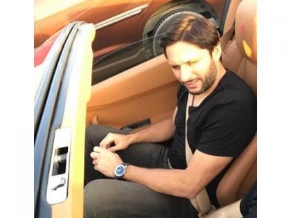 Pakistan: Shahid Afridi says PM 'over-promised' and 'over-committed' before coming into power | Pakistan: Shahid Afridi says PM 'over-promised' and 'over-committed' before coming into power