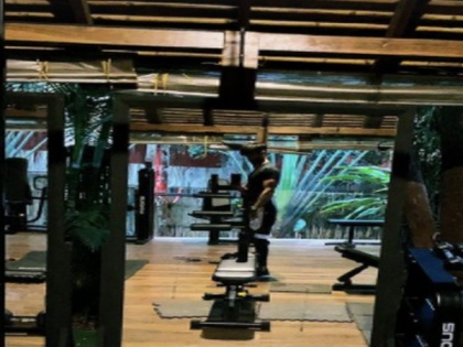 Shahid Kapoor sets fitness goals as he sweats it out in the gym | Shahid Kapoor sets fitness goals as he sweats it out in the gym