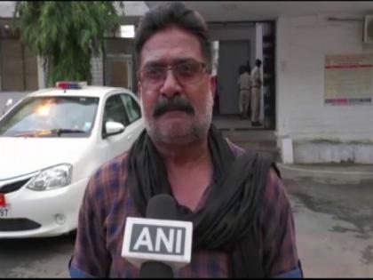 UP STF detains relative of Kanpur encounter main accused from MP for questioning | UP STF detains relative of Kanpur encounter main accused from MP for questioning