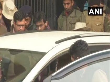 Sharjeel Imam brought to Patna airport enroute to Delhi, media personnel manhandled by police | Sharjeel Imam brought to Patna airport enroute to Delhi, media personnel manhandled by police