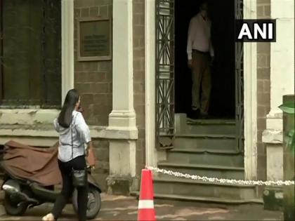 Sushant Singh Rajput's ex-business manager, friend appear before ED | Sushant Singh Rajput's ex-business manager, friend appear before ED Sushant Singh Rajput's ex-business manager, friend appear before ED | Sushant Singh Rajput's ex-business manager, friend appear before ED