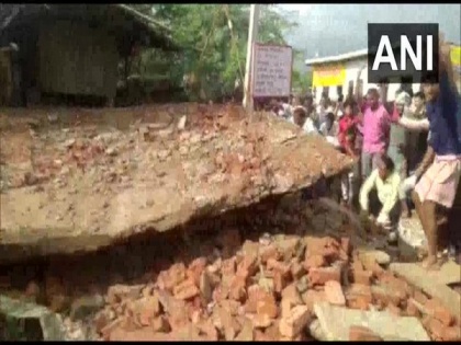 1 dead, 3 injured after house shed collapses in Uttar Pradesh | 1 dead, 3 injured after house shed collapses in Uttar Pradesh