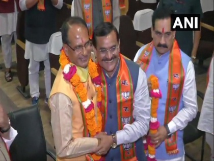 Shivraj Singh Chouhan elected BJP legislative party leader in MP | Shivraj Singh Chouhan elected BJP legislative party leader in MP