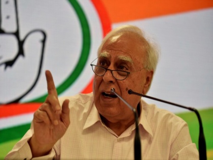 Hathras case: Wanted 'Swaraj' not for 'Raj' to be back, says Sibal after journalist booked under UAPA | Hathras case: Wanted 'Swaraj' not for 'Raj' to be back, says Sibal after journalist booked under UAPA