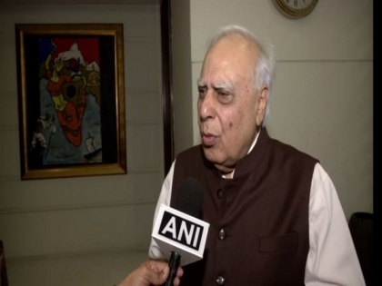 Kapil Sibal urges judiciary to seek answers on the plight of migrant workers | Kapil Sibal urges judiciary to seek answers on the plight of migrant workers