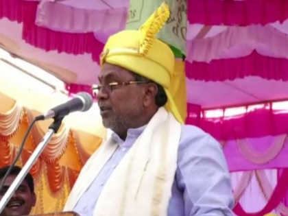 Siddaramaiah attacks Yediyurappa over Tipu Jayanti, says K'tka CM hates only one community | Siddaramaiah attacks Yediyurappa over Tipu Jayanti, says K'tka CM hates only one community