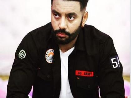 Punjabi singer Sippy Gill booked for promoting violence through his song | Punjabi singer Sippy Gill booked for promoting violence through his song