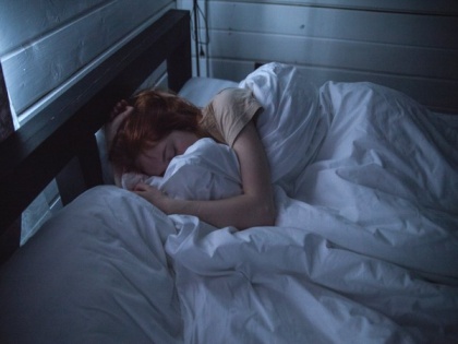 Study links 'nomophobia' to poor sleep health in college students | Study links 'nomophobia' to poor sleep health in college students