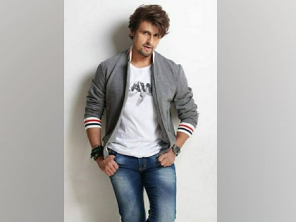 Sonu Nigam donates blood, urges youth to do the same to avoid shortage | Sonu Nigam donates blood, urges youth to do the same to avoid shortage