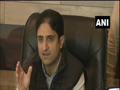 COVID-19: Public gatherings restricted in Srinagar; schools, coaching centres to be closed | COVID-19: Public gatherings restricted in Srinagar; schools, coaching centres to be closed COVID-19: Public gatherings restricted in Srinagar; schools, coaching centres to be closed | COVID-19: Public gatherings restricted in Srinagar; schools, coaching centres to be closed