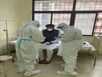 COVID-19: K'taka Health Minister tests positive, admitted in govt hospital in Bengaluru | COVID-19: K'taka Health Minister tests positive, admitted in govt hospital in Bengaluru COVID-19: K'taka Health Minister tests positive, admitted in govt hospital in Bengaluru | COVID-19: K'taka Health Minister tests positive, admitted in govt hospital in Bengaluru