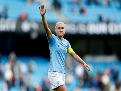 Steph Houghton signs two-year extension deal with Manchester City | Steph Houghton signs two-year extension deal with Manchester City