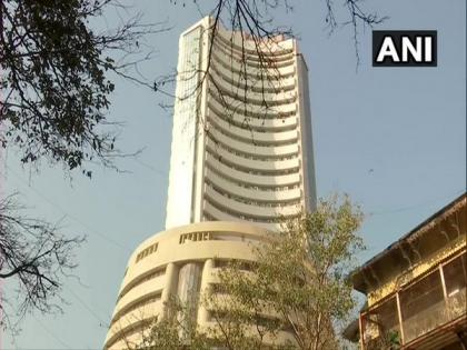 Sensex closes 180 points up, Glenmark Pharma jumps 27 pc | Sensex closes 180 points up, Glenmark Pharma jumps 27 pc