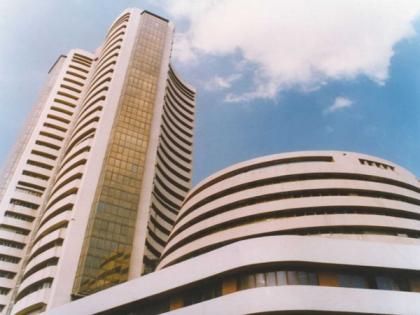 Equity indices open in red, Sensex falls 348 | Equity indices open in red, Sensex falls 348