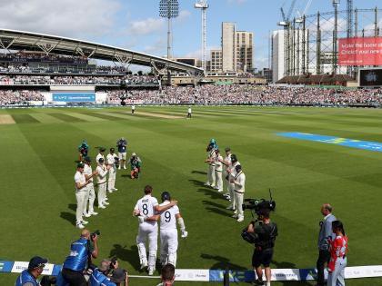 Ashes 2023: Retiring Stuart Broad receives guard of honour while coming out to bat for last time | Ashes 2023: Retiring Stuart Broad receives guard of honour while coming out to bat for last time
