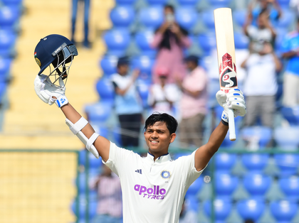 Best left-handed opener in Test: Jaffer, Kaif and Pathan laud Jaiswal after his ton against WI | Best left-handed opener in Test: Jaffer, Kaif and Pathan laud Jaiswal after his ton against WI
