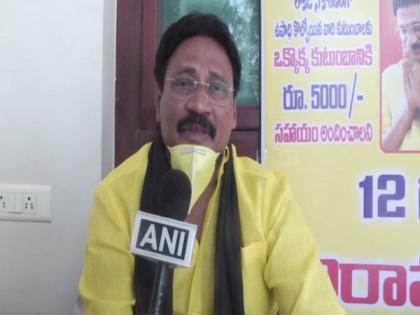 TDP leaders hold hunger strike, demand compensation for those who lost employment amid lockdown | TDP leaders hold hunger strike, demand compensation for those who lost employment amid lockdown