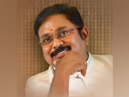 TTV Dhinakaran appears before ED in 'two leaves' symbol bribery case | TTV Dhinakaran appears before ED in 'two leaves' symbol bribery case